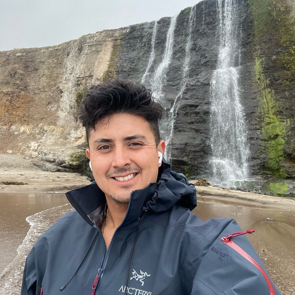 Meet your Posher, Seth - Picture 6 of 9